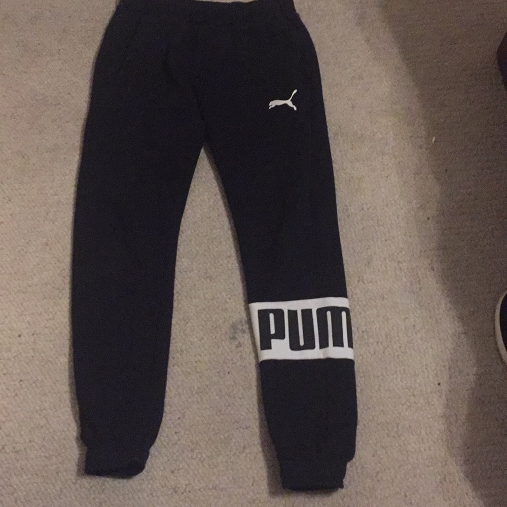PUMA Joggers